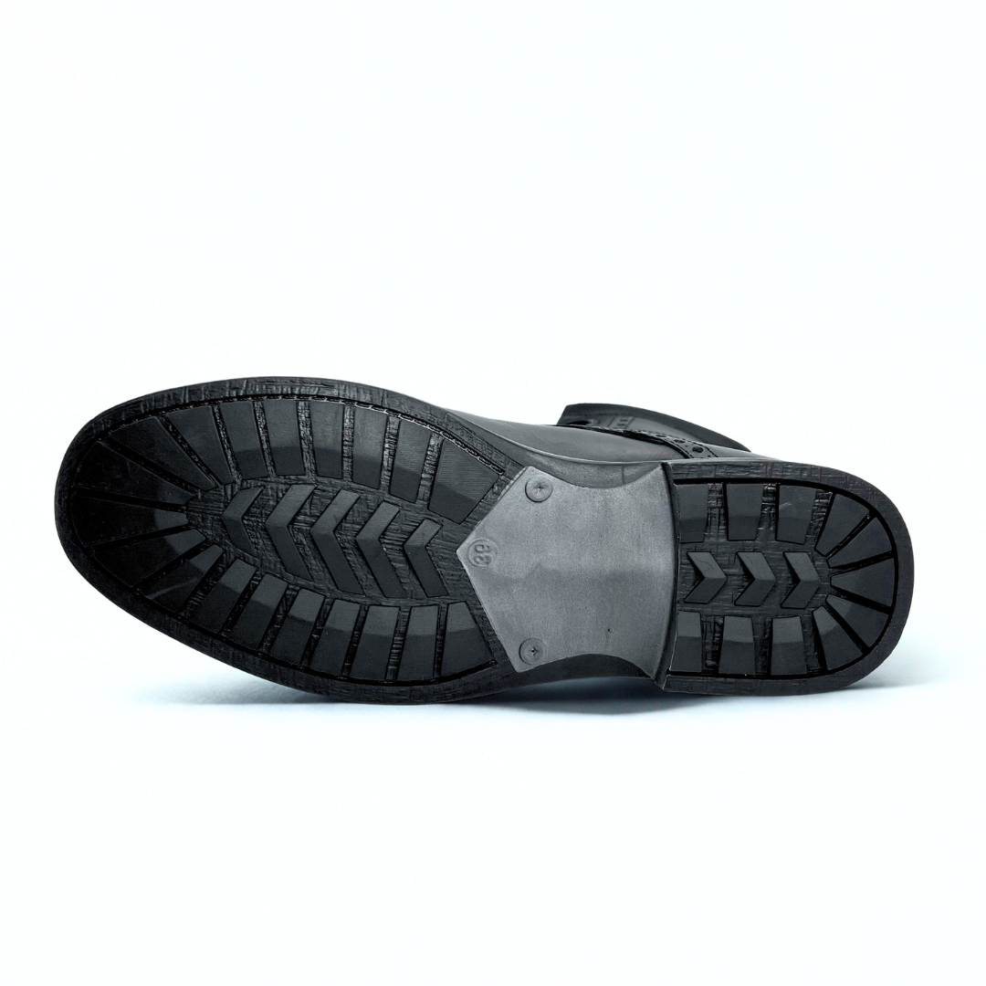 ¡NUEVAS! Botas Quin Paño, Negro 100% Cuero