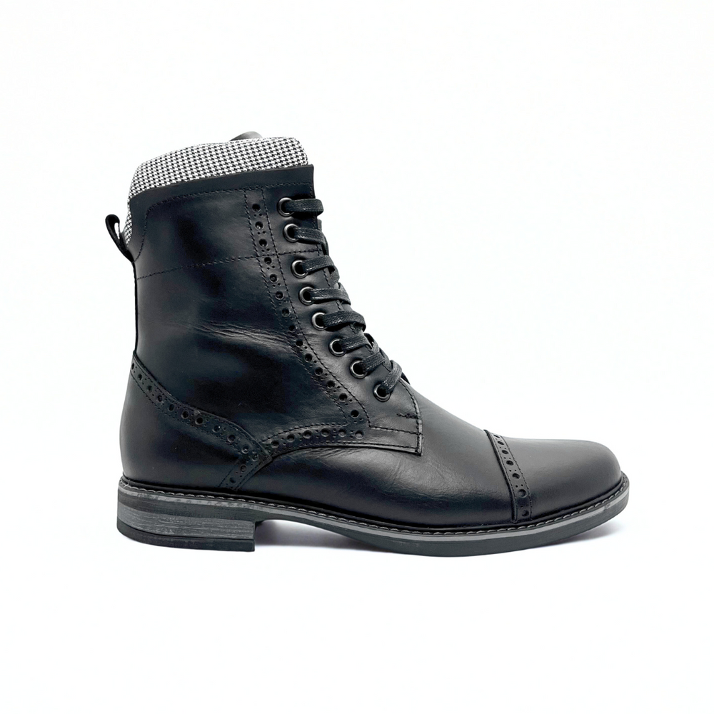 
                  
                    ¡NUEVAS! Botas Quin Paño, Negro 100% Cuero
                  
                